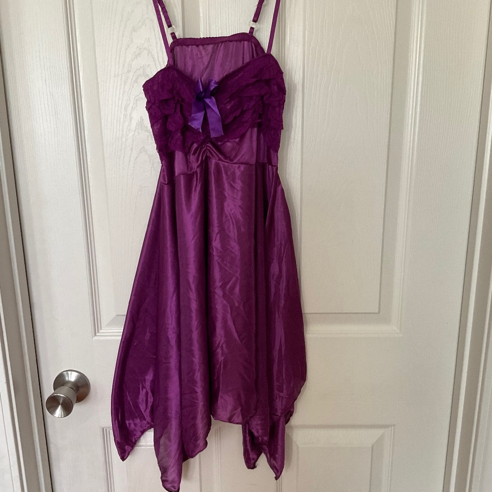 Lingerie Plum color, size small